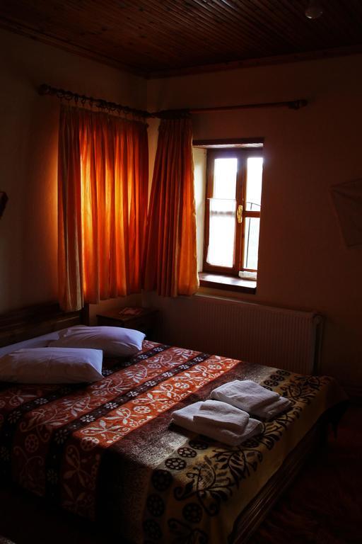 To Petrino Guesthouse Agios Germanos Bilik gambar