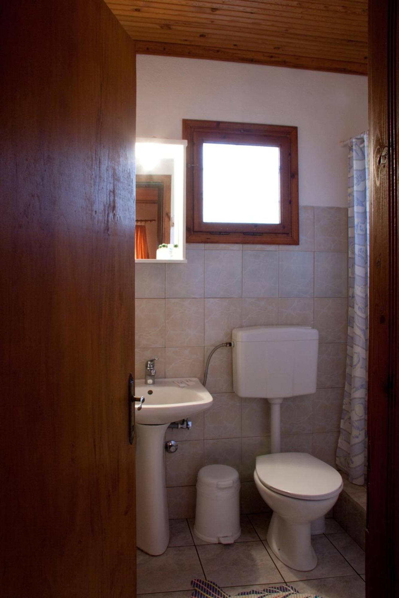To Petrino Guesthouse Agios Germanos Luaran gambar